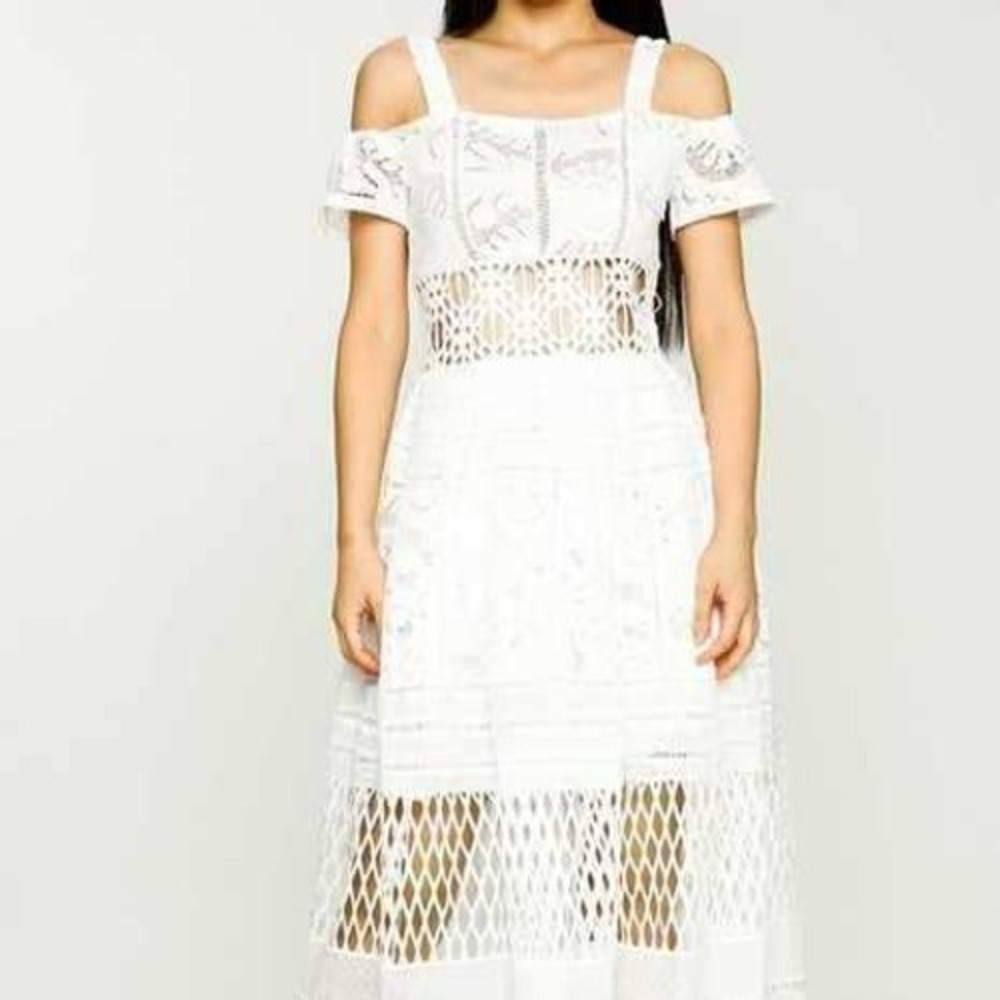 Tiered Floral and Lace in White